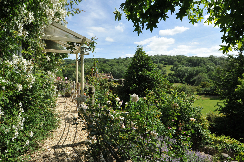 Tucking Mill View - Luxury self-catering cottage garden view